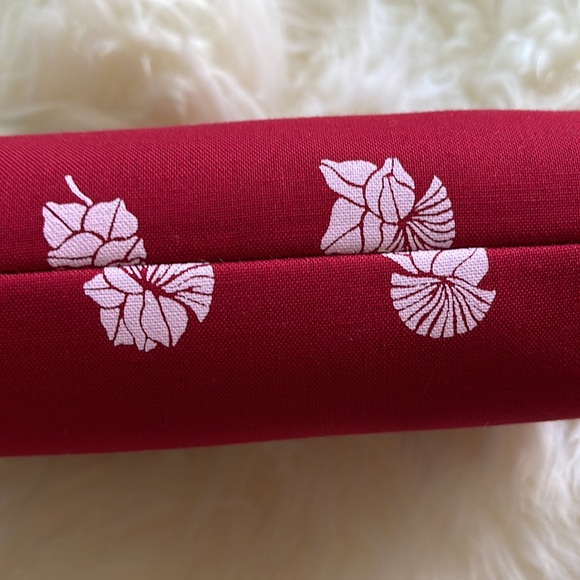 NWT SIG ZANE DESIGNS HAWAII JAPANESE KISS CLASP CLUTCH BAG! SOLD OUT! - Picture 11 of 12